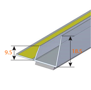 Einfassprofil mit Schaumklebeband für Dämmplatten